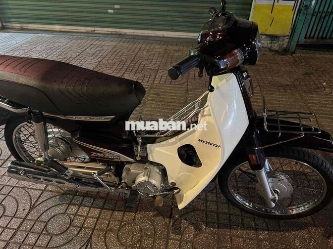 HONDA SUPER DREAM 2012 MÀU NHO