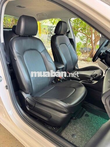 Hyundai Accent 2024 ĐB 23.000km trắng