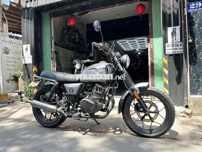 Xe mô tô Brixton Classic 125/150cc