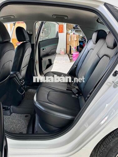Hyundai Accent 2024 ĐB 23.000km trắng