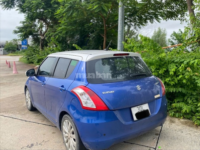 Bán xe ô tô suzuki swift gia đình sử dụng