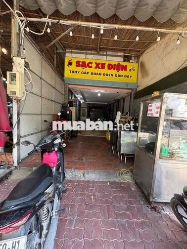 cho thuê nguyên căn sát góc ngã 4 gần công viên cao lỗ Q8 KD tự do