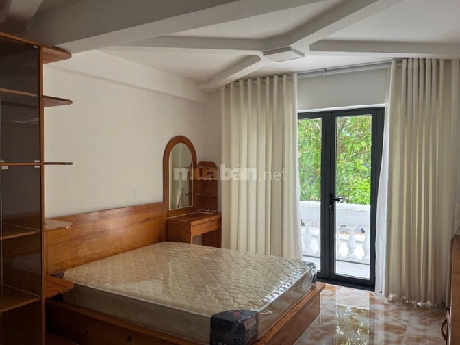 Bán biệt thự KDC 13E Làng Việt Kiều, xã Bình Hưng, Hồ Chí Minh, 203m2