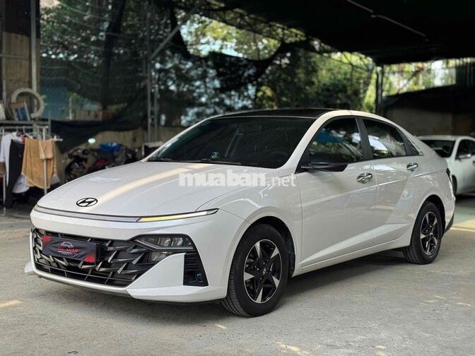 Hyundai Accent 2024 ĐB 23.000km trắng