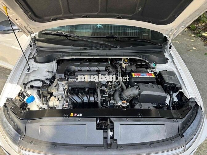 Hyundai Accent 2024 ĐB 23.000km trắng