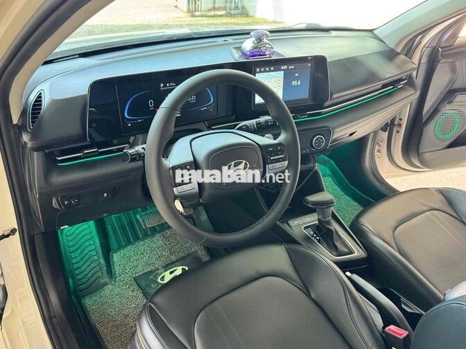 Hyundai Accent 2024 ĐB 23.000km trắng