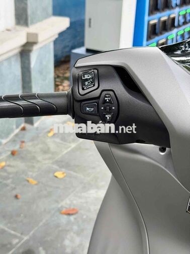SH160 ABS 2025 9000KM XÁM TITAN KIỂNG NHẸ BSTP