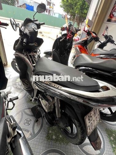 Honda Air Blade 110 2010 Bạc đen / Zin Êm