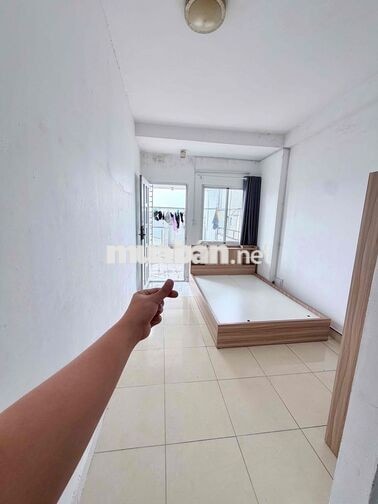 phòng trọ ngay ngã ngã tư bốn xã ban công lớn