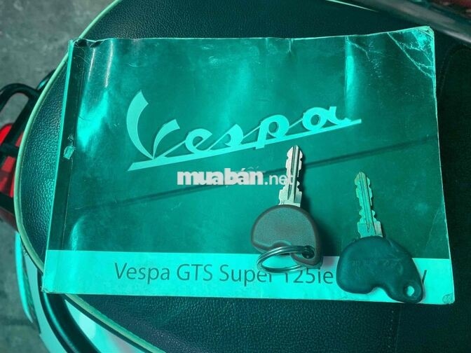 Piaggio Vespa GTS 125 2014 trắng