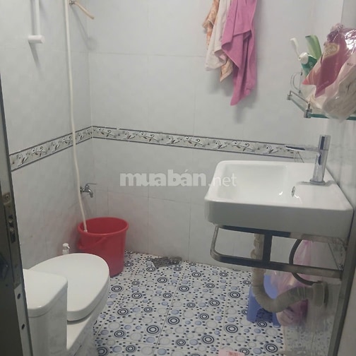 Chính chủ bán nhà hẻm 98 Đoàn Văn Bơ, P.9 Quận 4. Gần cầu Callmet