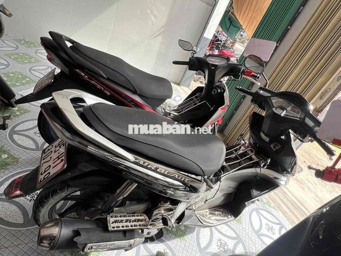 Honda Air Blade 110 2010 Bạc đen / Zin Êm