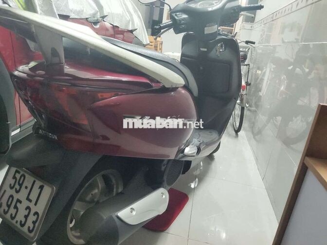 Honda Lead FI 2012 màu đỏ