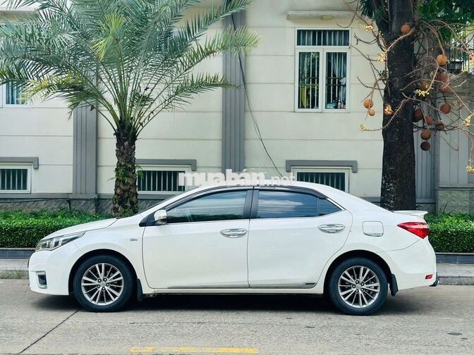 Toyota Corolla Altis 2016 1.8G Trắng