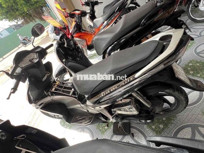 Honda Air Blade 110 2010 Bạc đen / Zin Êm