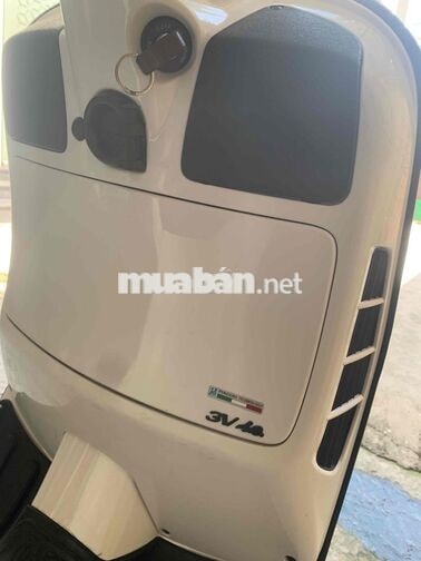 Piaggio Vespa GTS 125 2014 trắng
