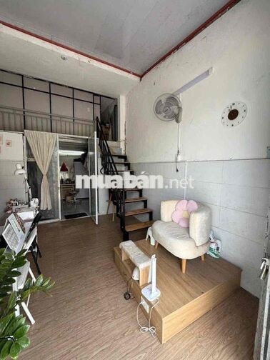 mặt tiền kinh doanh có 1 pn ngủ