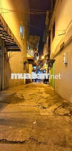 Nhà 2 mặt tiền ngay chợ Bình Tiên, nhỉnh 1 tỉ