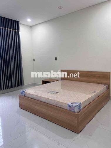 CHO THUÊ NHÀ PHỐ FULL NỘI THẤT CÓ THANG MÁY TRUNG TÂM THÀNH PHỐ MỚI