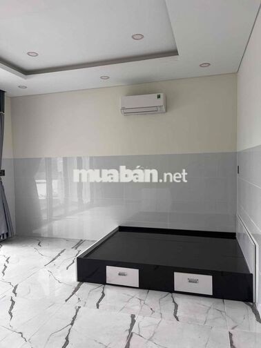 CHO THUÊ NHÀ PHỐ FULL NỘI THẤT CÓ THANG MÁY TRUNG TÂM THÀNH PHỐ MỚI