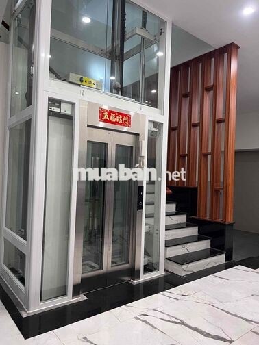 CHO THUÊ NHÀ PHỐ FULL NỘI THẤT CÓ THANG MÁY TRUNG TÂM THÀNH PHỐ MỚI