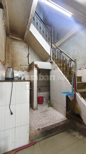 Chính chủ bán nhà cũ tiện cả tạo Phó Cơ Điều Q11 - 3m x 8,5m