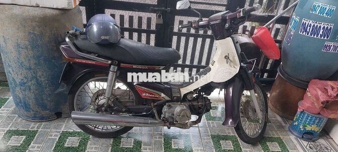 Honda Dream Thái màu Tím