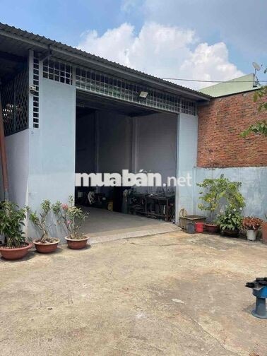 cho thuê kho xưởng trống suốt tải 10T đien 3 pha vĩnh lộc a giá rẻ
