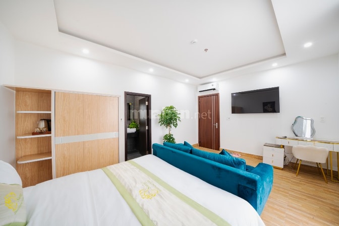Nhà 5 tầng + hầm, gần biển,  hồ bơi 2 mặt tiền siêu đẹp khách sạn pccc