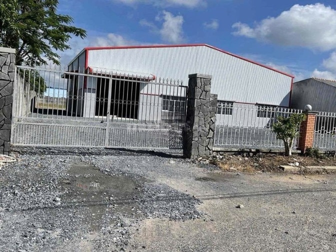Cho thuê kho xưởng 550m2 đường Mã Lò quận Bình Tân giá 55tr
