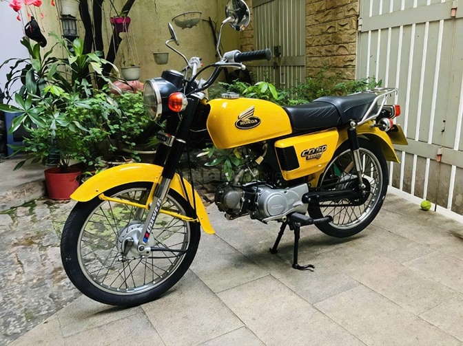 Chia sẻ lại con Honda CDs-50 pt zin90%