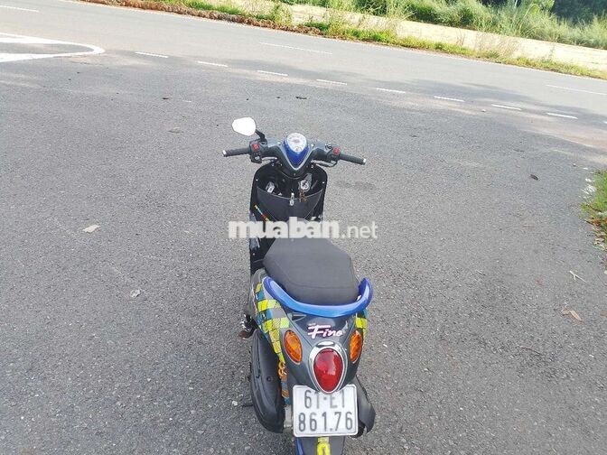 Yamaha Mio Fino màu Đen xanh