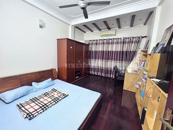 Bán Nhà KBT 3,5 Tầng Khu Phân Lô Quận Đội Ngõ 69 Hoàng Văn Thái