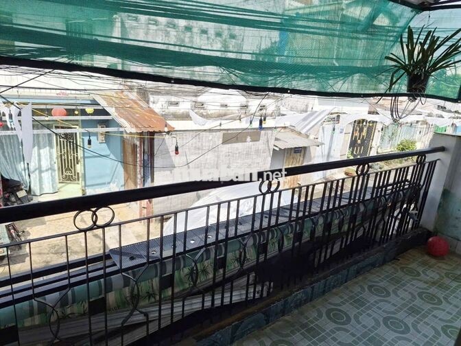 Cho thuê nhà nguyên căn giá rẻ ngay chợ Trung Chánh Tô Kí HM