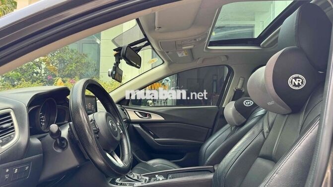 Mazda 3 2019 1.5L Luxury 139000km