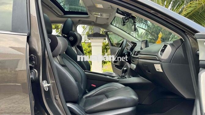 Mazda 3 2019 1.5L Luxury 139000km