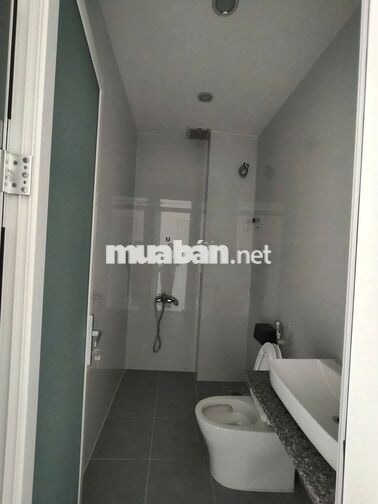CHO THUÊ NHÀ MỚI XÂY MẶT TIỀN VIEW THÀNH PHỐ 5PN ĐÀ LẠT 22TR