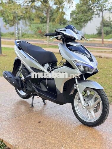 Honda Air Blade 2019 màu Bạc Poscher