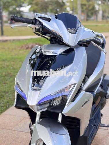 Honda Air Blade 2019 màu Bạc Poscher