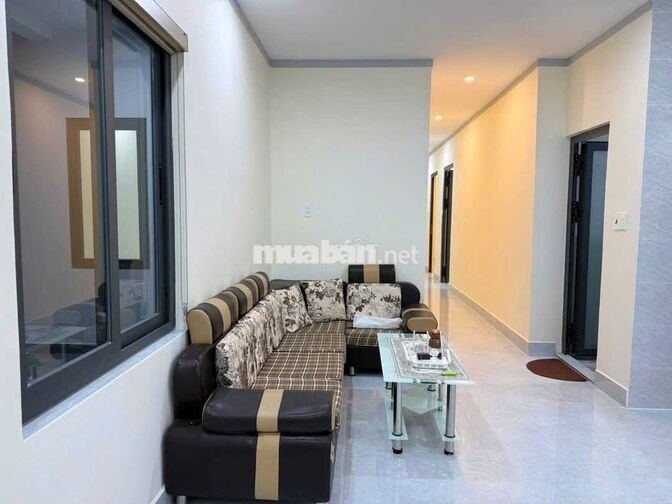 CHO THUÊ CĂN HỘ 2 PHÒNG NGỦ SÂN RỘNG RÃI FULL NỘI THẤT HẺM NGÔ QUYỀN