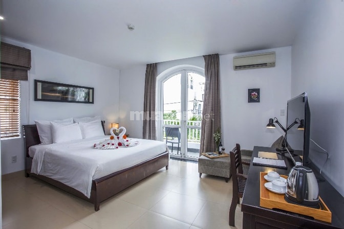 biệt thự ,gần biển, 300m2 sàn, 3 tầng 1 hầm, full nội thất pccc