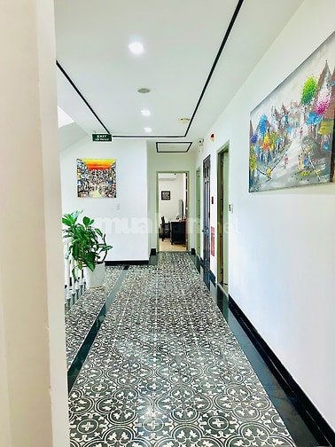 biệt thự ,gần biển, 300m2 sàn, 3 tầng 1 hầm, full nội thất pccc