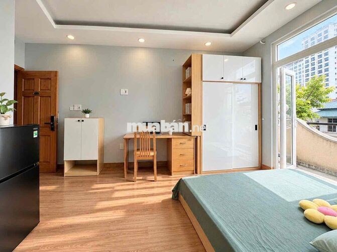 Căn Hộ thang máy ban công mới kengg , Cuối Dương Bá Trạc gần q1 q5