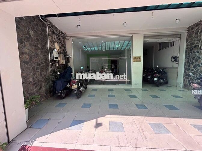 Mặt tiền Văn phòng 60m2, Đường Nguyễn Phi Khanh, Q1, giá chỉ 16 triệu
