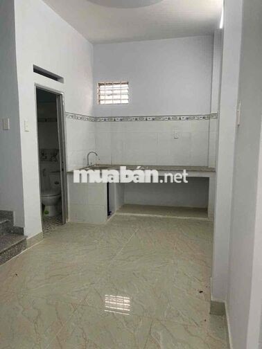 CHO THUÊ NHÀ MỚI HẺM 1 Sẹc ĐÚC 1 lầu 2 pn 2 wc