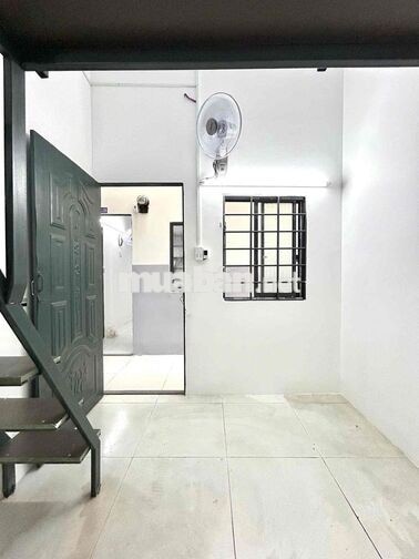 Phòng Trọ Sinh Viên Có Thang Máy, Bảo Vệ - Nguyễn Văn Quá, Trường Chin