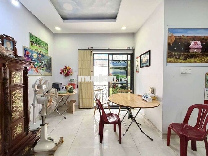 4 TẦNG 52m2 GIÁP BÌNH THẠNH HXH CÁCH MT 20m LÀM ĐƯỜN 7PN, 7.6 TỶ