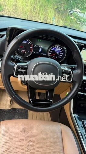 Kia Carnival  2022 màu đen - 800tr
