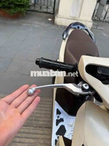 Honda Vision 2018 Smartkey màu kem