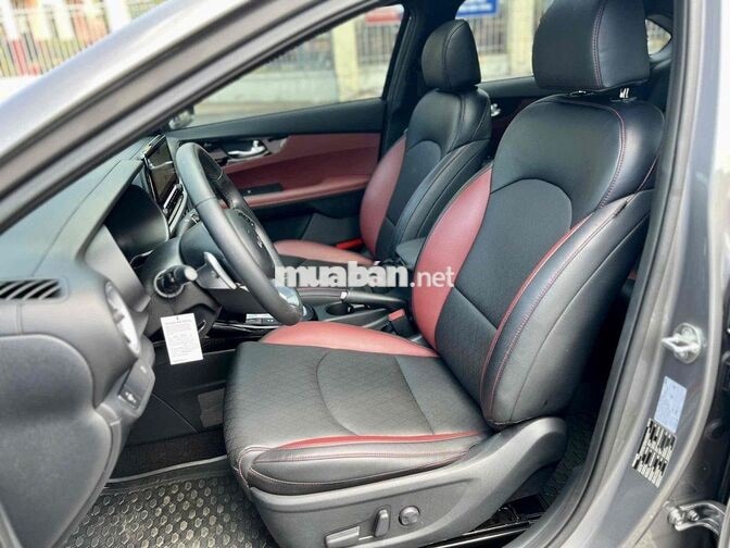 KIA K3 2024 2.0 Premium 9.000km sơn zin 100%